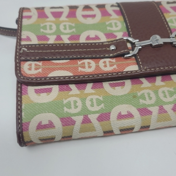 Etienne Aigner | Multicolored Convertible Clutch or Wristlet (One Size) - Picture 3 of 9